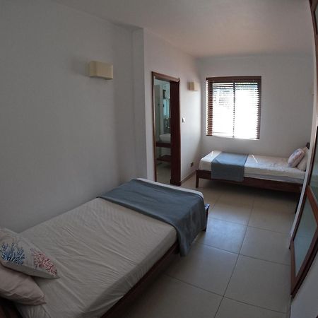 Olana Blue - Beachfront Apartment Rivière Noire Eksteriør billede