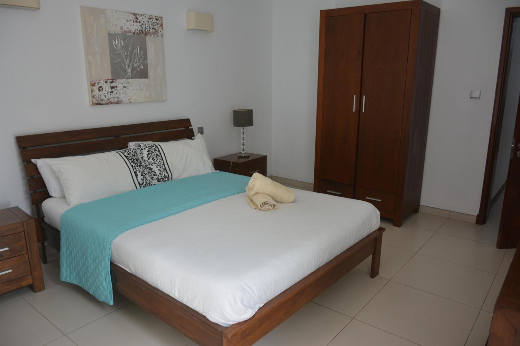 Olana Blue - Beachfront Apartment Rivière Noire Eksteriør billede